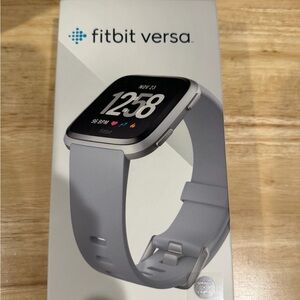 Fitbit Versa Smartwatch - Gray